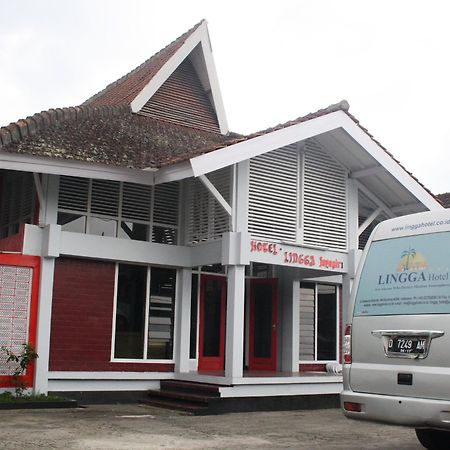 Lingga Guest House Jayagiri Лембанг Екстериор снимка