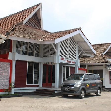 Lingga Guest House Jayagiri Лембанг Екстериор снимка