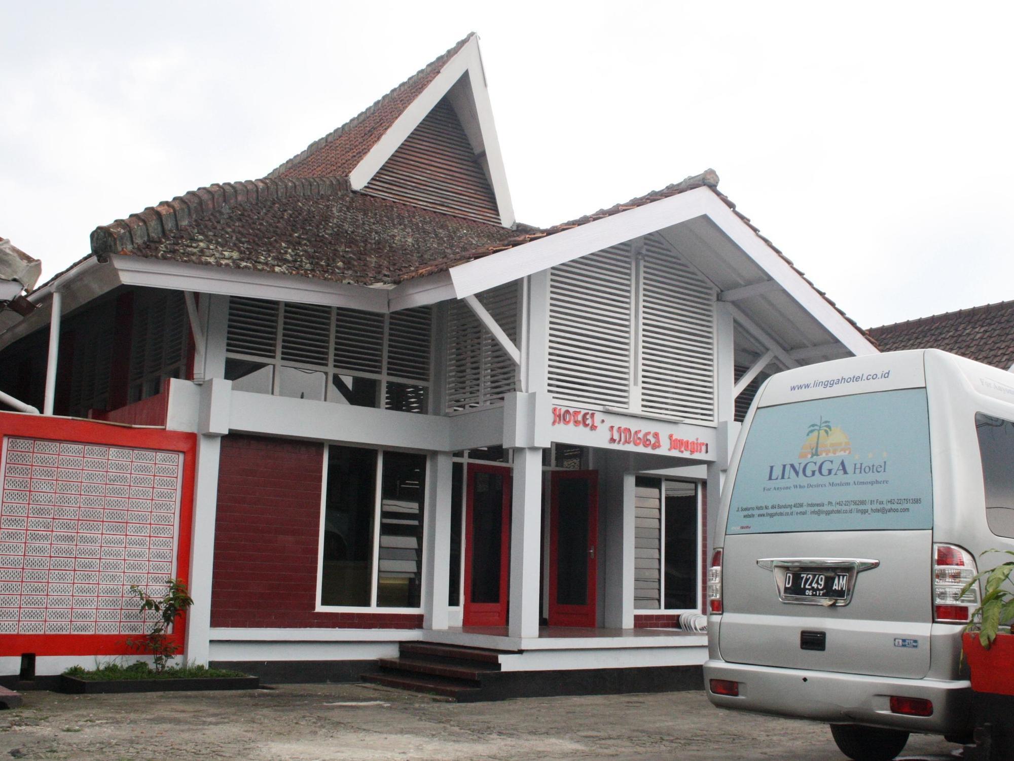 Lingga Guest House Jayagiri Лембанг Екстериор снимка